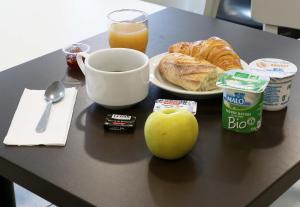 Hotels B&B HOTEL Chalons-en-Champagne : photos des chambres