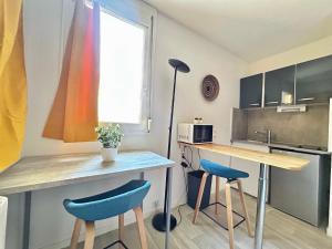 Appartements L'Emailleur studio cosy et tout equipe : photos des chambres