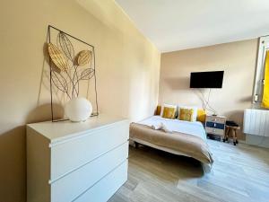 Appartements L'Emailleur studio cosy et tout equipe : photos des chambres