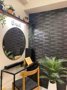 Twin Oaks near MRT Shaw, Megamall, Shangri-la plaza