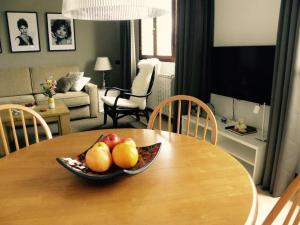 Lake View Apartments