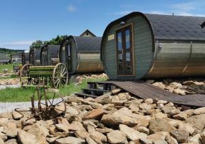 SUDKOVO - Barrel glamping