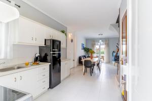 Beachfront Bliss by halu! Spacious vacation house