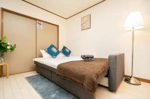 22观景阳台房 大空间卫浴厨房 洗衣机 车站步行3分钟 上野 涉谷 迪士尼 机场 坐车直达