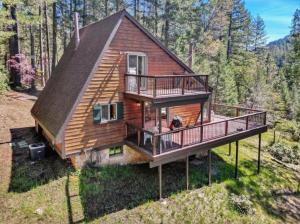 Lakefront Chalet Nevada City