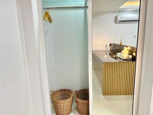 Areeya Khao Khad Aoyon Beach