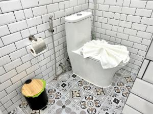 Areeya Khao Khad Aoyon Beach