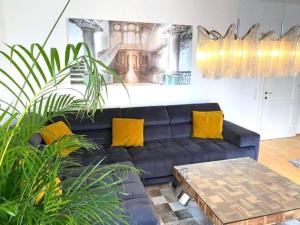 Haus Schmidhuber Ferienwohnung 2 mit Balkon und Bergblick