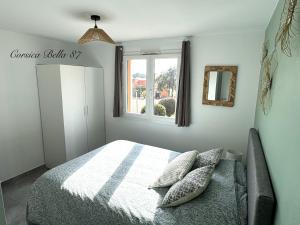 Appartements Corsica Bella 87 T2 Cosy piscines proche plage : photos des chambres