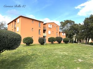 Appartements Corsica Bella 87 T2 Cosy piscines proche plage : photos des chambres