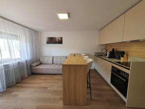 Zartenbach Suite Two