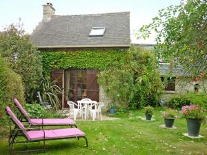 Maisons de vacances Holiday Home Heroult by Interhome : photos des chambres