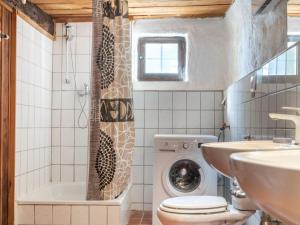 Maisons de vacances Holiday Home Carpanel by Interhome : photos des chambres