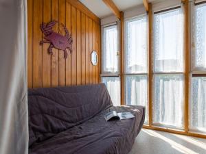 Chalet Petit Chalet à la Plage by Interhome