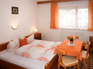 Apartment Garni Regina-2 by Interhome