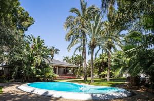 El Oasis Villa Resort