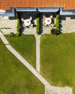 Waves & Agistri by Nest