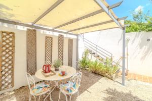 Petite maison avec jardin