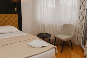 PLAN Deluxe Hydro Suite Niš, centar, free parking