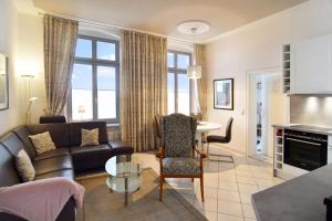 Villa-Schering-App-EG-links