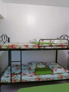 2 bedroom just accross MOA and SMX by jam ez