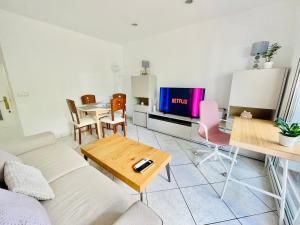 Hauzify I Apartament Gaviota
