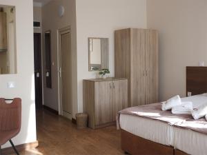 Self Check-in Семеен Хотел Рудин