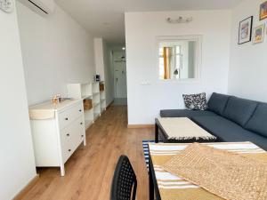 Precioso apartamento en Torremolinos by beBalmy