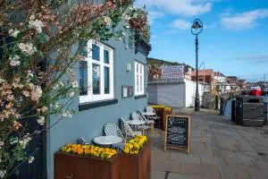 The Marine Hotel & Restaurant - Ravenscar