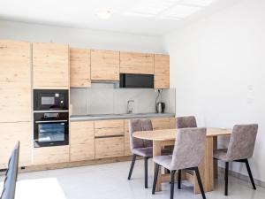 Apartment Sunny Pool by Interhome