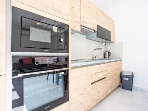 Apartment Sunny Pool by Interhome