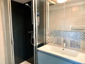 Appartements Thonon Concise apt with mezzanine : Appartement 2 Chambres