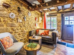 Maisons de vacances Holiday Home Maison du Bosco by Interhome : photos des chambres