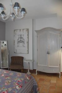 B&B / Chambres d'hotes La Bastide du Bouchou : Chambre Double - Vue sur Piscine