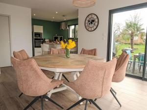 Maisons de vacances Holiday Home Ty Heol by Interhome : photos des chambres