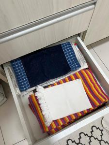 Apto 60m, perto da feirinha, Meirelles