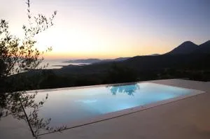 Villas Alisseos - Nomitsís