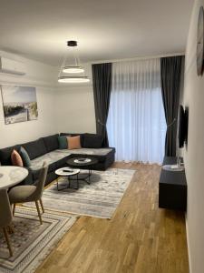 Emel Apartman