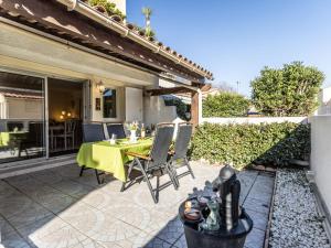 Apartment Domaine Grand Plage by Interhome