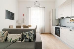 Modern & Cozy Apartment in Milan x4