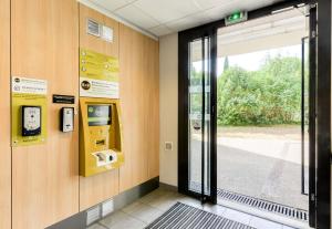 Hotels B&B HOTEL Montpellier Centre Le Millenaire : photos des chambres