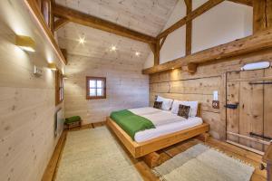 Two-Bedroom House room in Logis2324