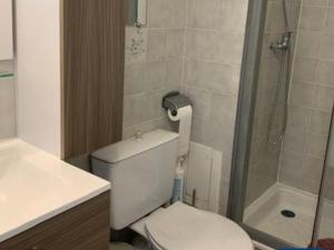 Appartements APPARTEMENT COSY FRED FLAMANTS ROSES : photos des chambres