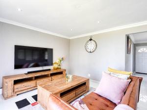 2-Sleeper Studio Cottage