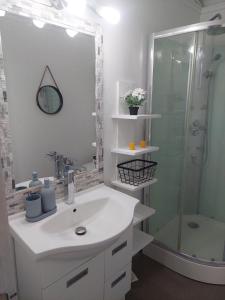 Punta Horizonte Cabin