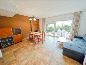 LITORAL COSTA DORADA - LAS CUMBRES Only families