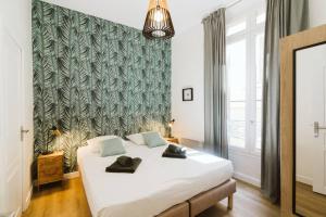 Magnifique 3 chambres, vue sur le port, clim.