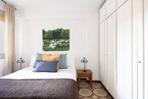 2 Bdr Apt In Cornella 5 Mins Form The Metro