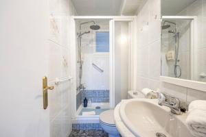 2 Bdr Apt In Cornella 5 Mins Form The Metro