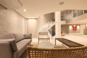 Flat 106 Aconchegante na Passagem - 700m da Praia